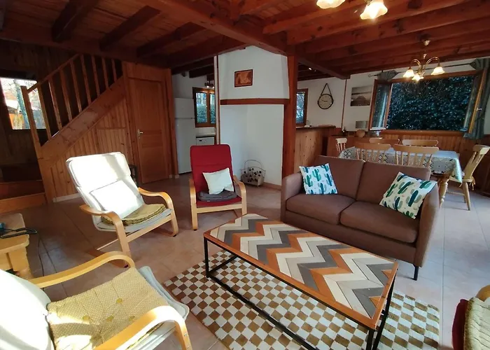 Cosy Au Pour 6 Avec Piscine Et Wi-fi, Proche Souillac - Fr-1-828-3 *